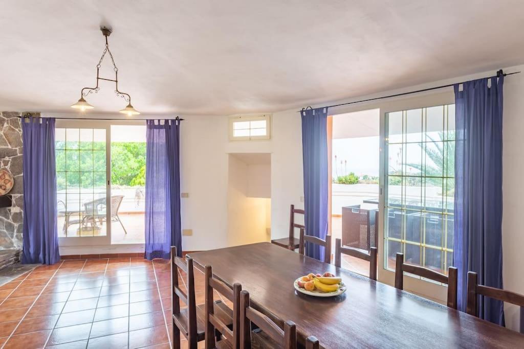 Villa Vacanze Bosa Magomadas ภายนอก รูปภาพ